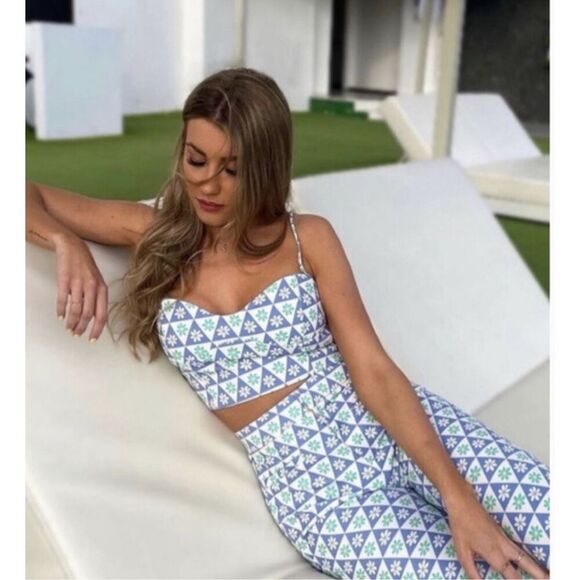 NWT ZARA printed Pants and Croptop Set, Small $100 E4 - Picture 1 of 9